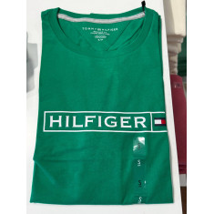 Camiseta Regular Fit Gola U 45