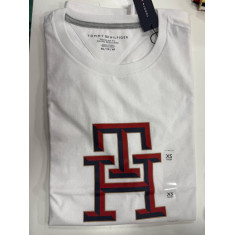 Camiseta Regular Fit Gola U 53