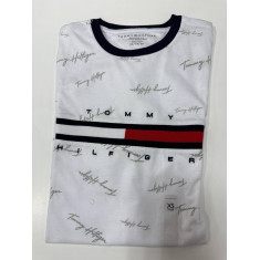 Camiseta Regular Fit Gola U 7