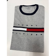 Camiseta Regular Fit Gola U 9