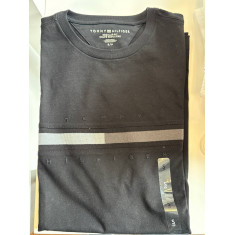 Camiseta Regular Fit Gola U 7