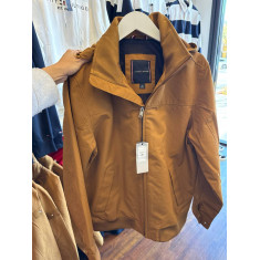 Jaqueta Corta vento Nylon com forro Capuz e zíper (capuz pode ser guardado na gola) 7